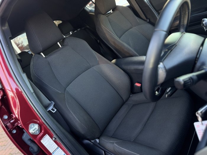 2019 Toyota C-HR (AWD)