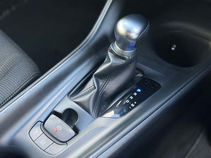 2019 Toyota C-HR (AWD)