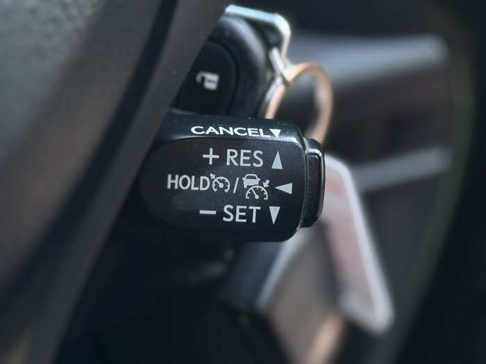 2019 Toyota C-HR (AWD)