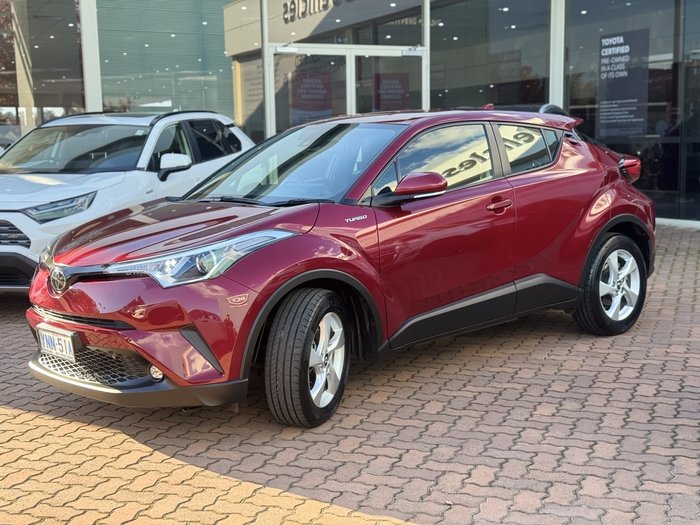 2019 Toyota C-HR (AWD)