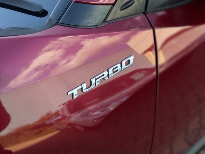 2019 Toyota C-HR (AWD)