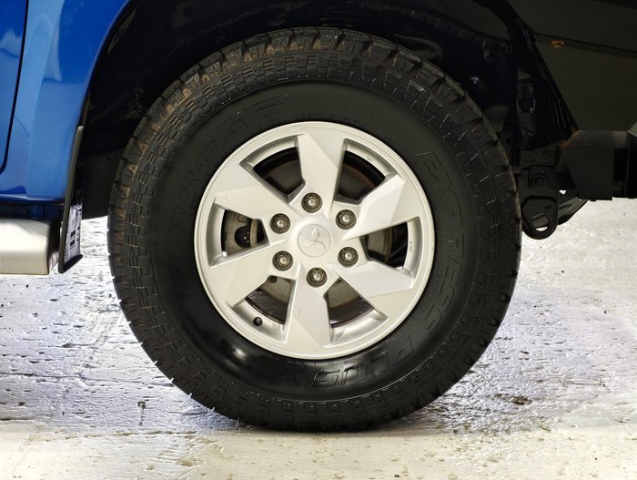 2019 Mitsubishi Triton GLX+