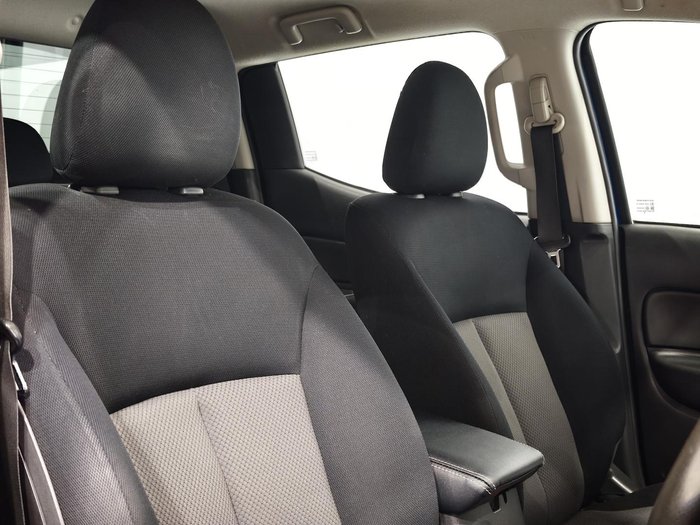 2019 Mitsubishi Triton GLX+