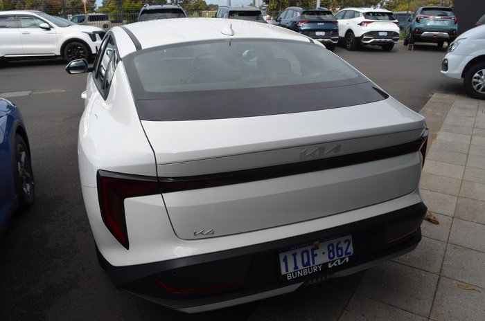 2025 Kia K4 S