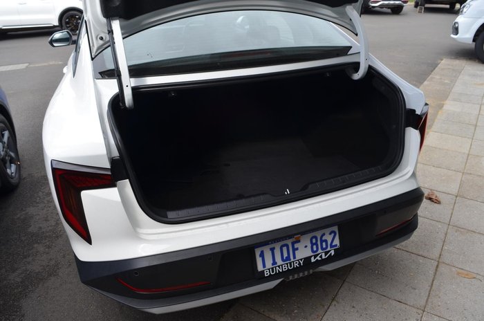 2025 Kia K4 S
