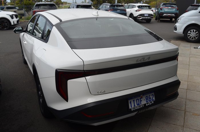 2025 Kia K4 S