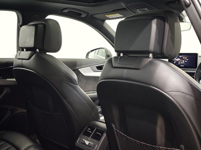 2019 Audi A4 45 TFSI S line