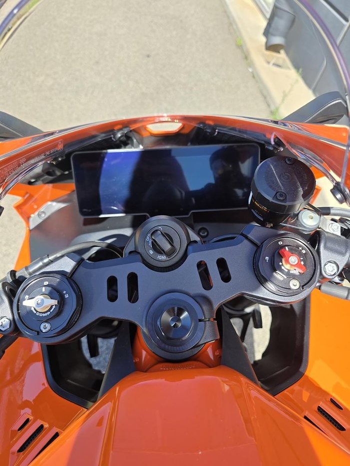 2025 KTM 990 RC R RC Orange