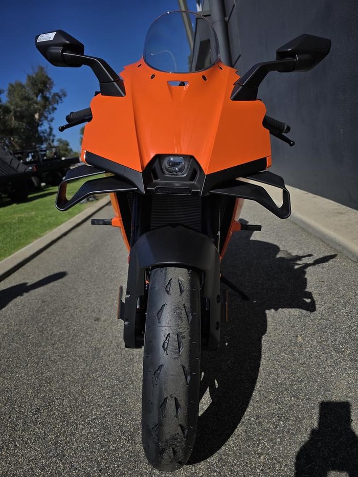 2025 KTM 990 RC R RC Orange