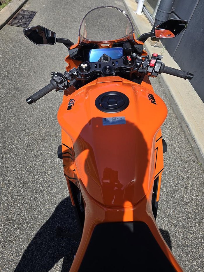2025 KTM 990 RC R RC Orange