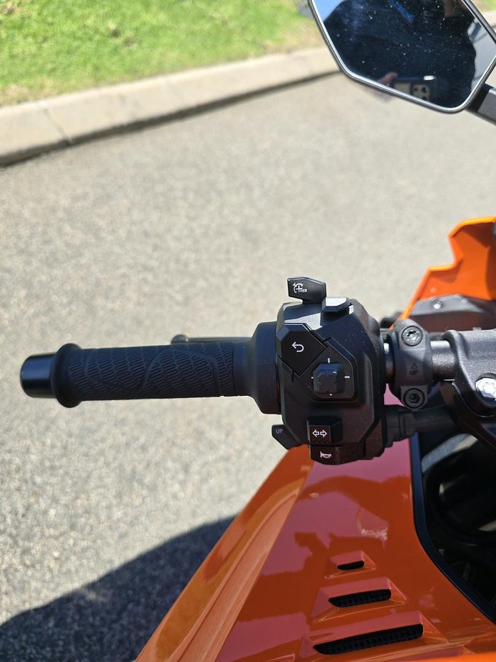 2025 KTM 990 RC R RC Orange