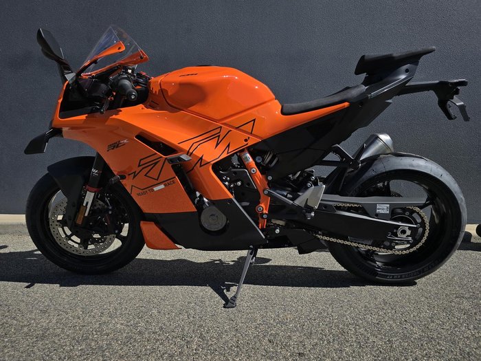 2025 KTM 990 RC R RC Orange