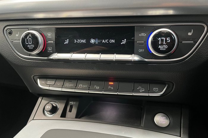 2025 Audi Q5 40 TDI Sport