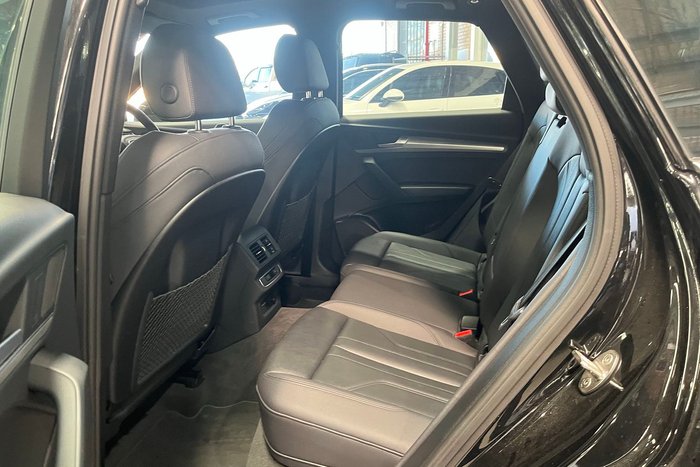 2025 Audi Q5 40 TDI Sport