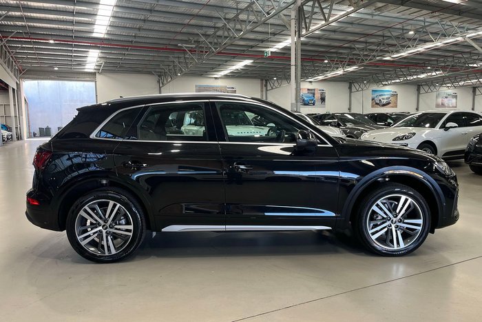 2025 Audi Q5 40 TDI Sport