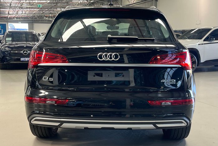 2025 Audi Q5 40 TDI Sport