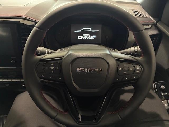 2025 Isuzu D-MAX X-TERRAIN