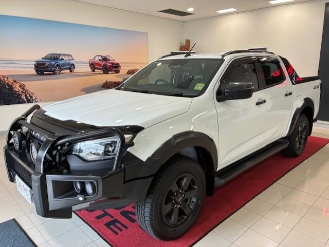2025 Isuzu D-MAX X-TERRAIN