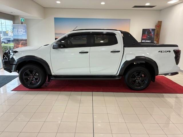 2025 Isuzu D-MAX X-TERRAIN