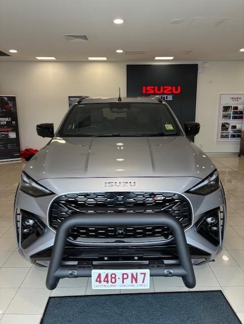 2025 Isuzu MU-X X-TERRAIN