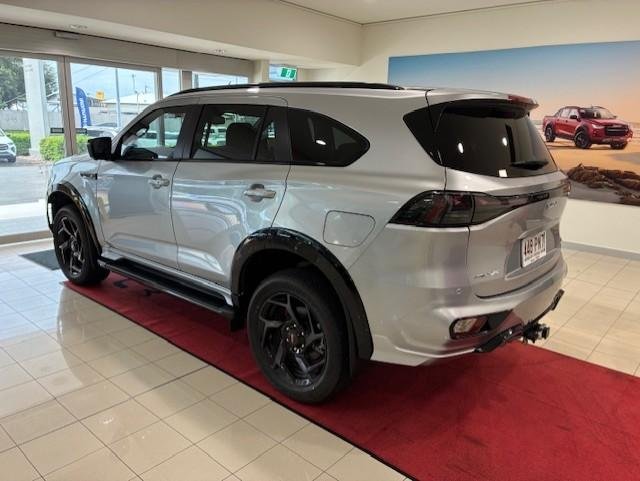 2025 Isuzu MU-X X-TERRAIN