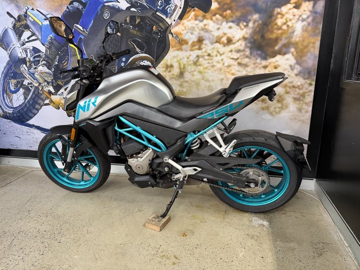 2021 CFMOTO 250 NK SILVER