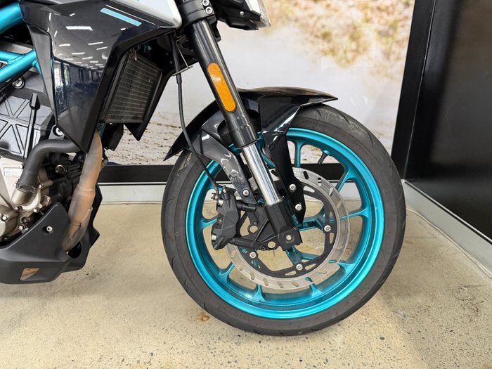 2021 CFMOTO 250 NK SILVER