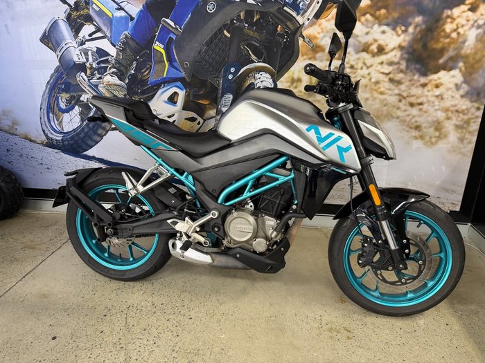 2021 CFMOTO 250 NK SILVER