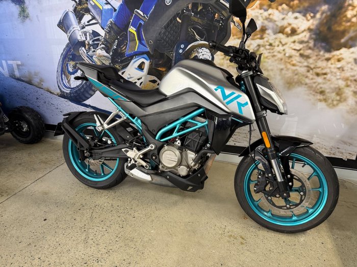 2021 CFMOTO 250 NK SILVER