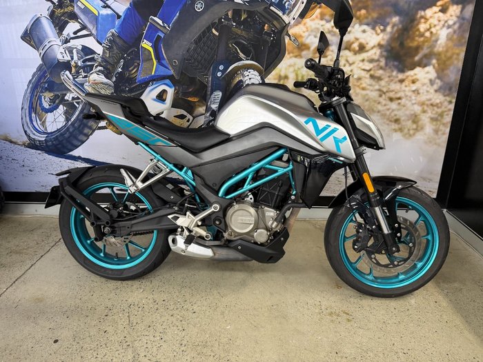 2021 CFMOTO 250 NK SILVER