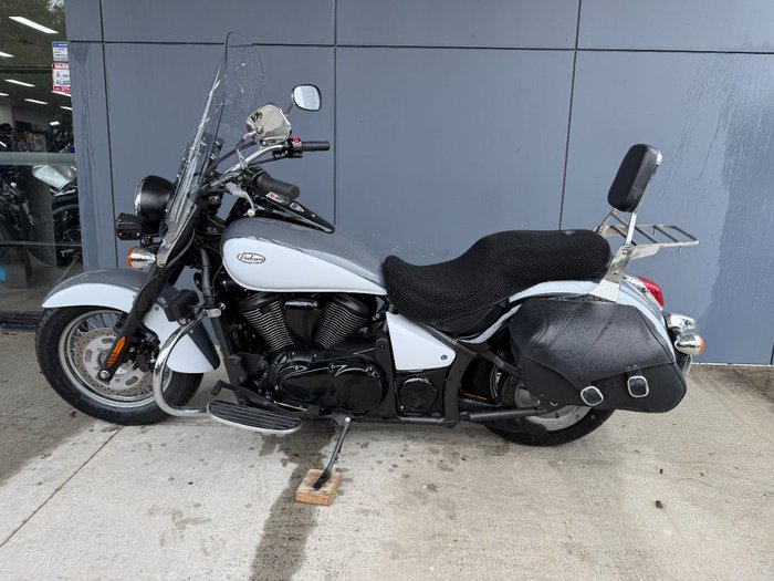 2021 Kawasaki VULCAN 900 (VN900) CLASSIC WHITE