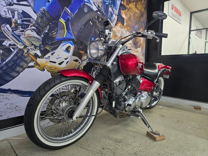 2007 Yamaha XVS650 V-STAR CUSTOM RED