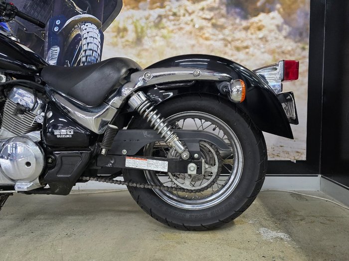 2007 Suzuki VL250 (LC250 INTRUDER) BLACK