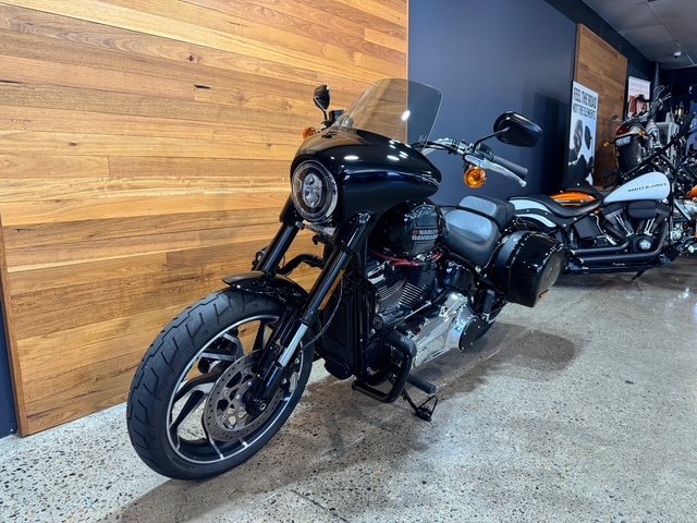 2024 HARLEY-DAVIDSON FLSB SPORT GLIDE (107)