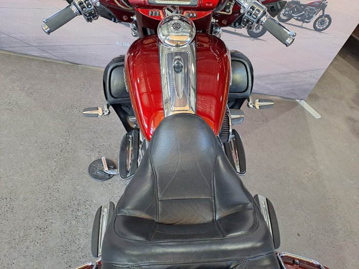 2014 HARLEY-DAVIDSON 2014 HARLEY DAVIDSON 1800CC FLHTKSE CVO ULTRA LTD