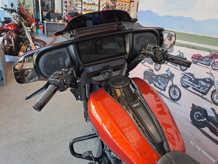 2024 HARLEY-DAVIDSON FLHX STREET GLIDE (117)