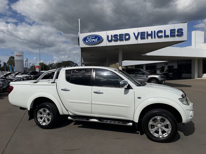 2014 Mitsubishi Triton