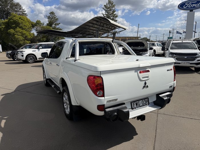 2014 Mitsubishi Triton