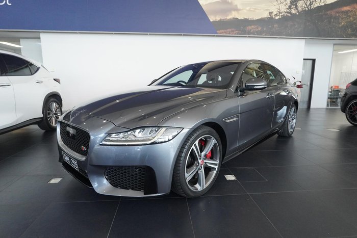 2017 Jaguar XF