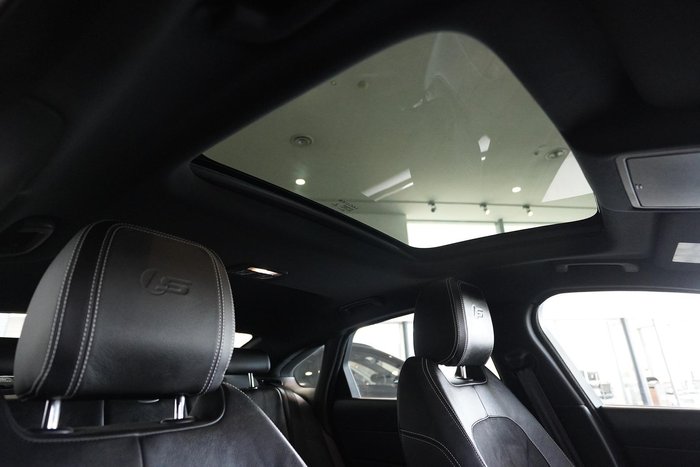 2017 Jaguar XF 30d S