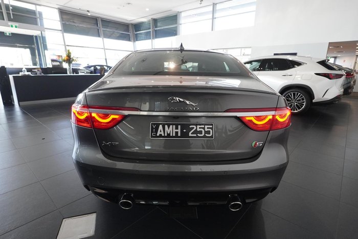 2017 Jaguar XF 30d S