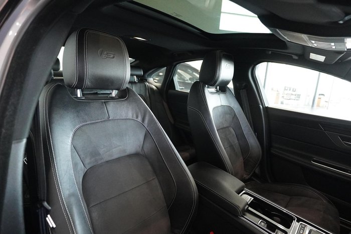 2017 Jaguar XF 30d S