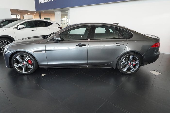 2017 Jaguar XF 30d S