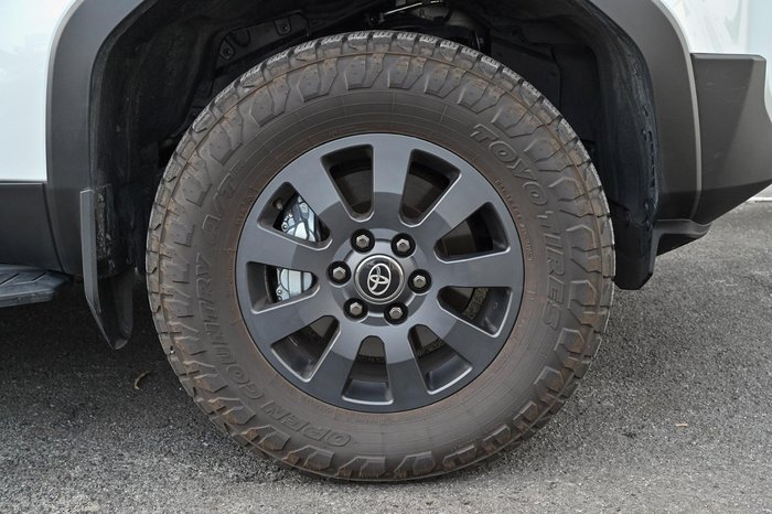 2025 Toyota Landcruiser Prado Altitude GDJ251R 4X4 Dual Range Frosted White