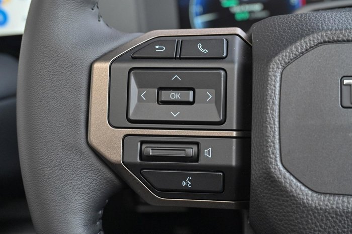 2025 Toyota Landcruiser Prado Altitude GDJ251R 4X4 Dual Range Frosted White