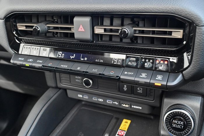 2025 Toyota Landcruiser Prado Altitude GDJ251R 4X4 Dual Range Frosted White