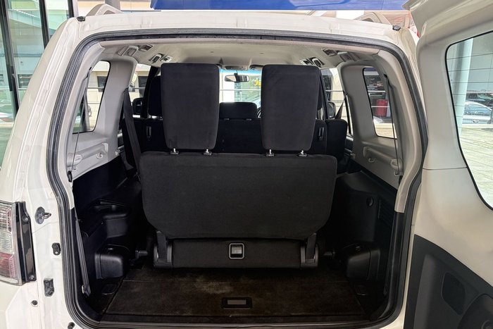 2011 Mitsubishi Pajero GLS