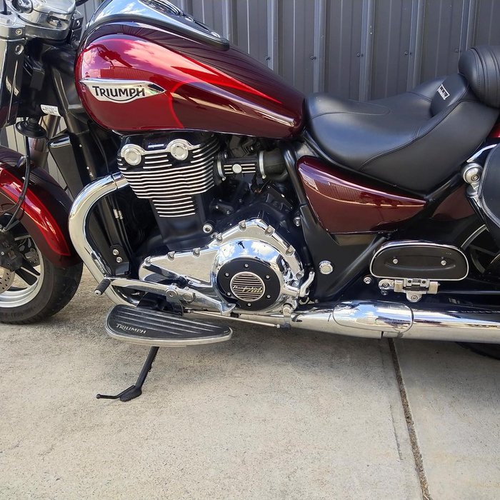 2014 Triumph Thunderbird Commander Thunderbird Red