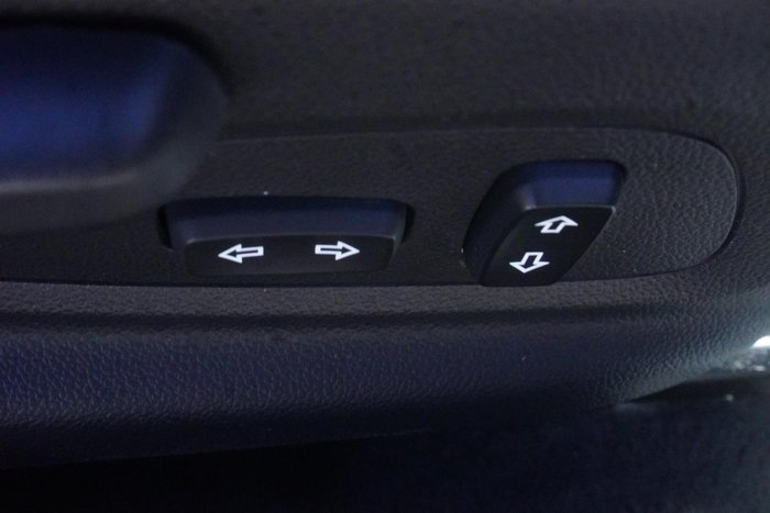 2016 Holden Commodore SV6 Black