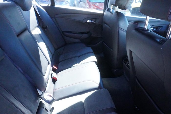 2016 Holden Commodore SV6 Black